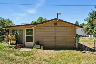 960 Brickner Rd, College Place, WA 99324 - Photo 19