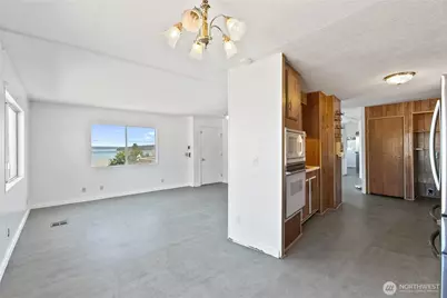 2372 Valley Avenue E, Port Orchard, WA 98366 - Photo 15