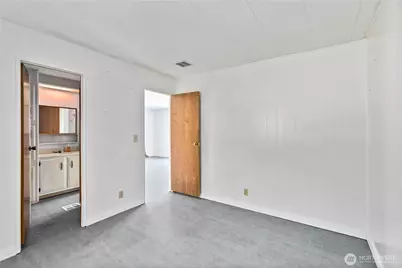 2372 Valley Avenue E, Port Orchard, WA 98366 - Photo 27