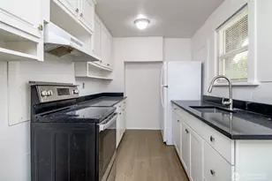 14402 56th Ave S, Tukwila, WA 98168 - Photo 13