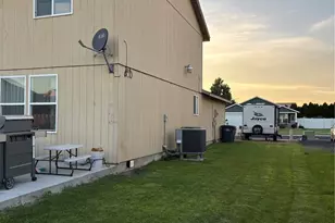 909 W Polo Ridge Dr, Moses Lake, WA 98837 - Photo 3