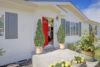 998 Circle Drive, Camano Island, WA 98282 - Photo 3