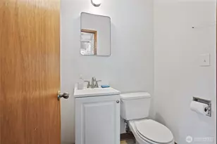 1719 S 243rd St, Des Moines, WA 98198 - Photo 19