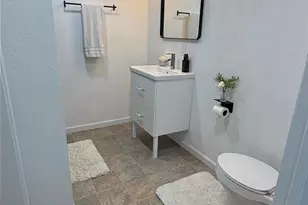 11517 155th Ave SE, Renton, WA 98058 - Photo 5