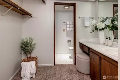 4641 West Lake Sammamish Parkway SE #F105, Issaquah, WA 98027 - Photo 21