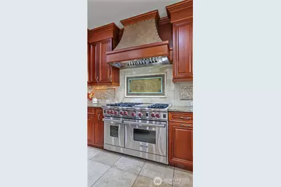 7909 78th Avenue SE, Mercer Island, WA 98040 - Photo 11