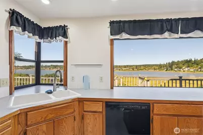 3409 Mission Beach Road, Marysville, WA 98271 - Photo 11
