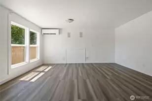 213 W Kelso Ave, Electric City, WA 99123 - Photo 5