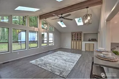 725 W Wyandotte Avenue, Shelton, WA 98584 - Photo 9