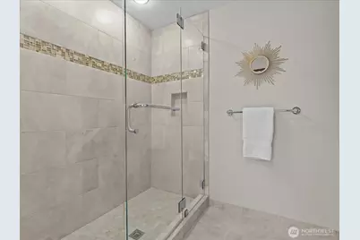 15000 Village Green Drive #19, Mill Creek, WA 98012 - Photo 9