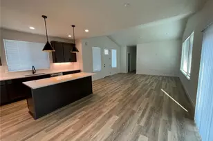 8808 Wildwood Ave SW, Lakewood, WA 98498 - Photo 5