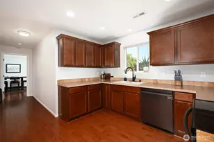 1114 Ross Ave NW, Orting, WA 98360 - Photo 9