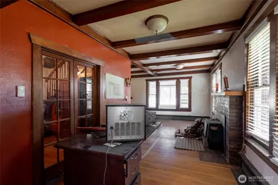 826 9th Street SW, Puyallup, WA 98371 - Photo 3