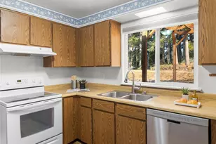 4802 Delores Dr NE, Olympia, WA 98516 - Photo 11
