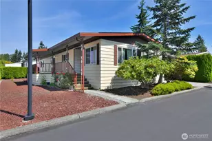 620 112th St SE, Everett, WA 98208 - Photo 1
