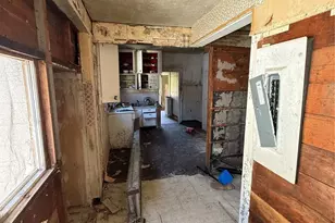 222 12th St, Raymond, WA 98577 - Photo 13