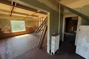 222 12th St, Raymond, WA 98577 - Photo 5