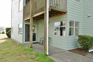 643 Ocean Shores Blvd NW, Ocean Shores, WA 98569 - Photo 3