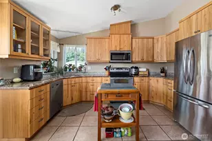 2009 October Ln, Oak Harbor, WA 98277 - Photo 7