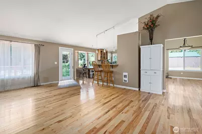 2009 October Lane, Oak Harbor, WA 98277 - Photo 5