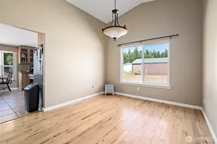 2009 October Ln, Oak Harbor, WA 98277 - Photo 11