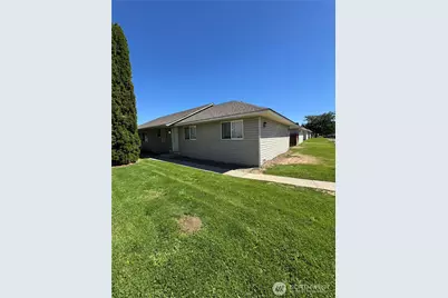 1011 E 19th Avenue #A&B, Ellensburg, WA 98926 - Photo 3