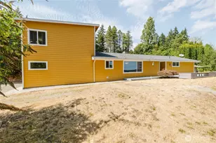 4540 NW Inverness Ct, Bremerton, WA 98312 - Photo 9