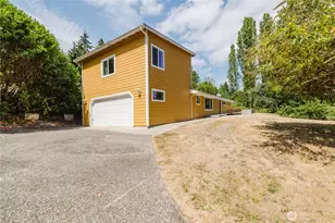 4540 NW Inverness Ct, Bremerton, WA 98312 - Photo 15