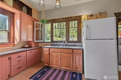 27525 W Lake Riley Road, Arlington, WA 98223 - Photo 17