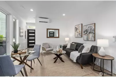 10750 Interlake Avenue N, Seattle, WA 98133 - Photo 5