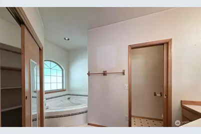 122 Ridge View Drive, Randle, WA 98377 - Photo 9