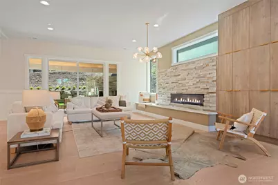 955 103rd Avenue SE, Bellevue, WA 98004 - Photo 1