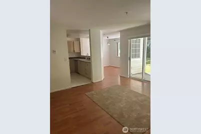 949 Aberdeen Avenue NE #E-117, Renton, WA 98056 - Photo 5