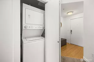 1410 E Pine St, Seattle, WA 98122 - Photo 17