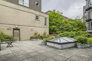 1410 E Pine St, Seattle, WA 98122 - Photo 29