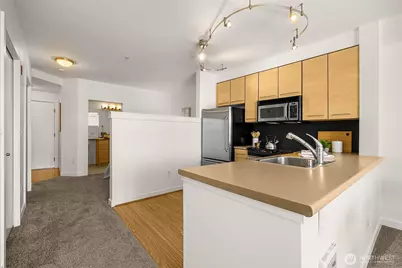 1410 E Pine Street #W326, Seattle, WA 98122 - Photo 9