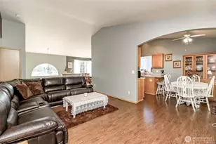 14602 69th Ave Ct E, Puyallup, WA 98375 - Photo 7