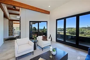 5453 Harborside Ln, Freeland, WA 98249 - Photo 7