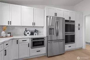 2606 170th Ave SE, Bellevue, WA 98008 - Photo 9