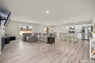 7806 24th Ct SE, Lacey, WA 98503 - Photo 7