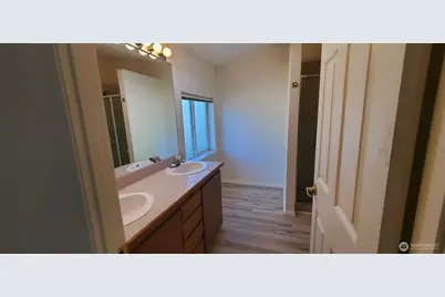 8806 60th Avenue E #76, Puyallup, WA 98371 - Photo 11