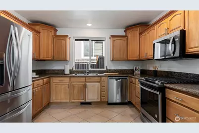 5525 Glenwood Avenue, Everett, WA 98203 - Photo 15