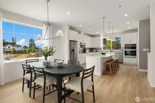 9009 NE 203rd Ct, Bothell, WA 98011 - Photo 7