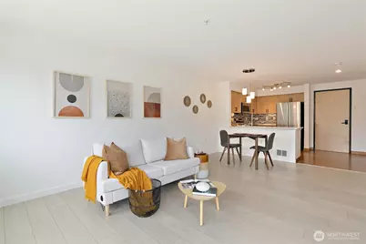 827 Hiawatha Place S #402, Seattle, WA 98144 - Photo 3