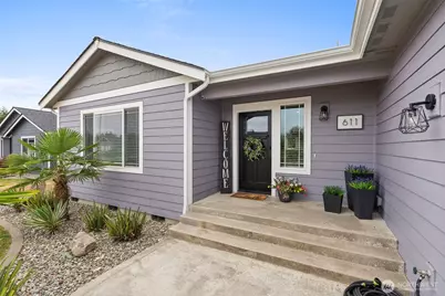 611 Woodside Road, Cosmopolis, WA 98537 - Photo 3