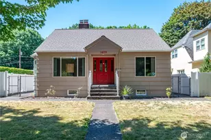 1429 21st Ave, Longview, WA 98632 - Photo 1