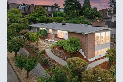 2819 W McGraw Street, Seattle, WA 98199 - Photo 1