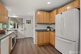 2819 W McGraw St, Seattle, WA 98199 - Photo 7