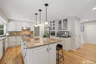 4310 209th Ave NE, Sammamish, WA 98074 - Photo 11