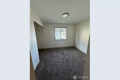 8806 47th Drive NE, Marysville, WA 98270 - Photo 7